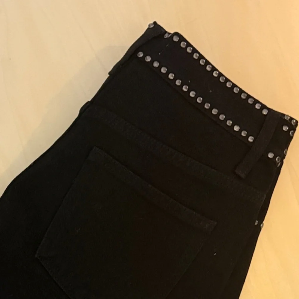 Moon River High Rise Black Studded Jeans - Picture 6 of 10